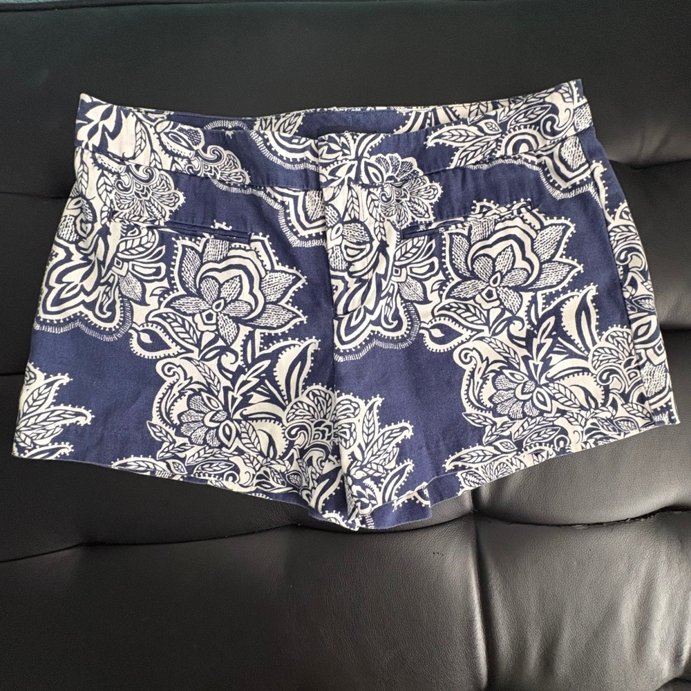 Gap Printed Canvas Shorts Women Size 4 Blue & White Paisley Floral